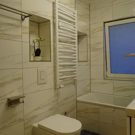 Modern Comfort In - Location